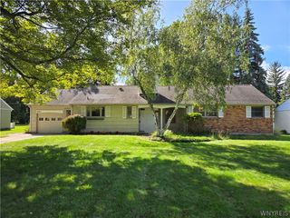 8401 Ericson Drive, Clarence, NY 14221