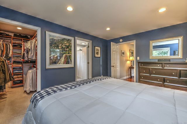 112 Harkness Drive, Milford, CT 06460