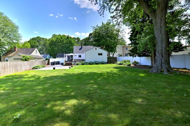 112 Harkness Drive, Milford, CT 06460