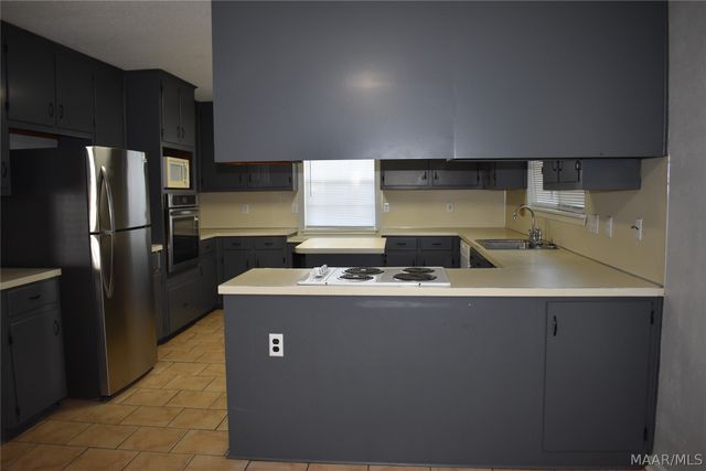 3001 SUTTON Drive, Montgomery, AL 36111