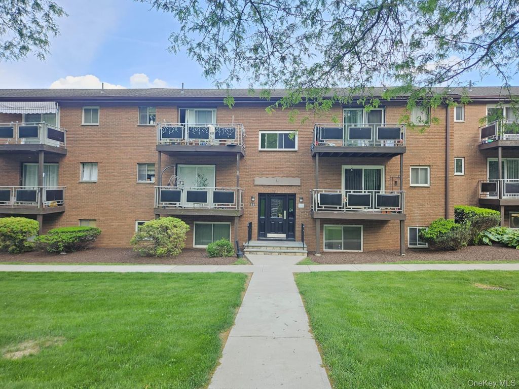 41 Tanager Road 4102, Monroe, NY 10950