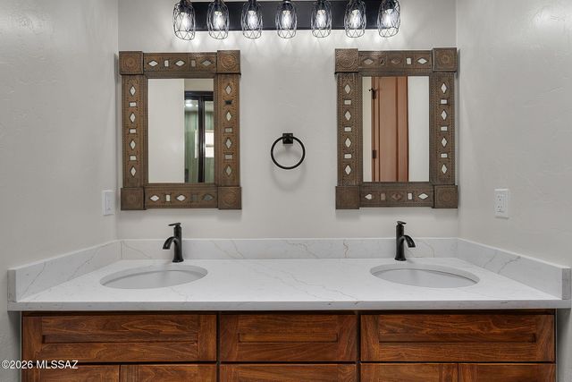2193 Embarcadero Way, Tubac, AZ 85646