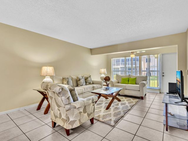 1610 NW 18th Avenue 96d, Delray Beach, FL 33445