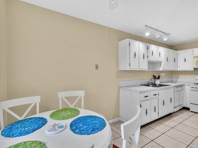 1610 NW 18th Avenue 96d, Delray Beach, FL 33445