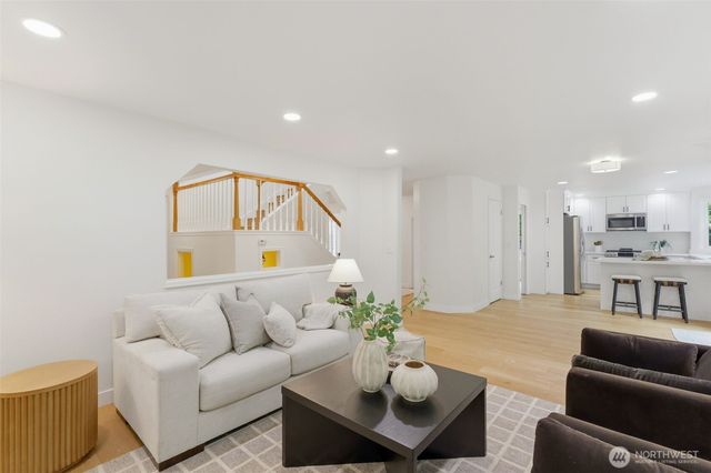 3308 9th Avenue Ct NW, Gig Harbor, WA 98335