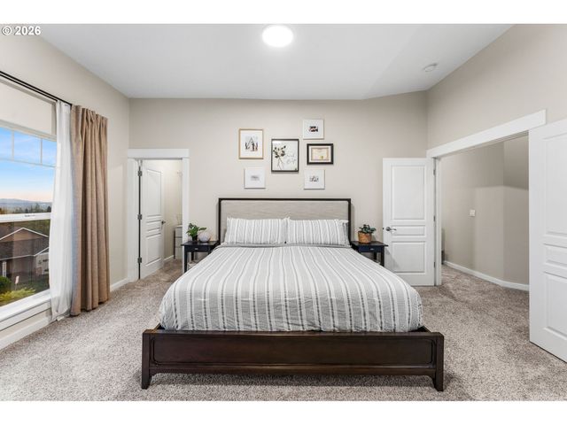913 W Y St, Washougal, WA 98671
