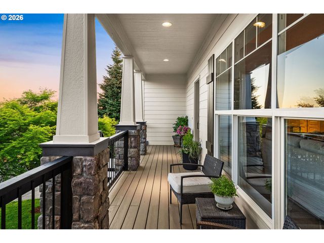 913 W Y St, Washougal, WA 98671