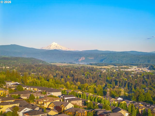 913 W Y St, Washougal, WA 98671