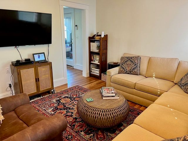 28 Copley Avenue, Waltham, MA 02452