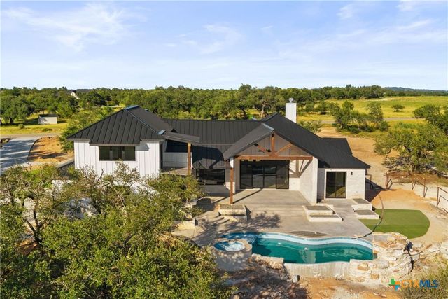 765 Legacy Hills Drive, Johnson City, TX 78636