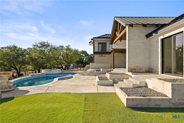 765 Legacy Hills Drive, Johnson City, TX 78636