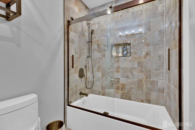 10 Old Bridge Plaza, Middlesex, NJ 08857