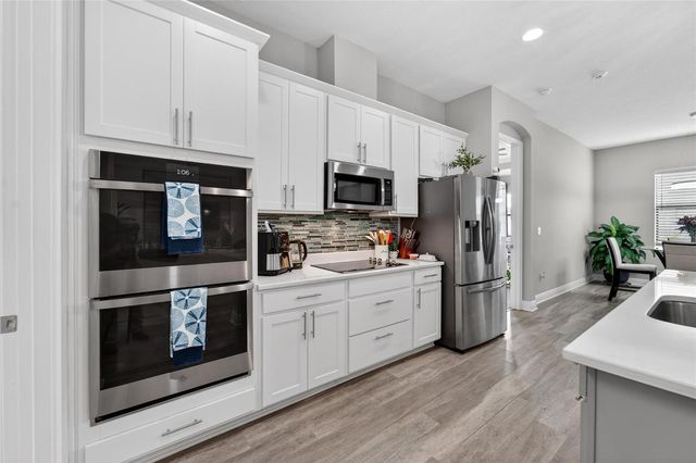 3925 SALIDA DELSOL DRIVE, Sun City Center, FL 33573