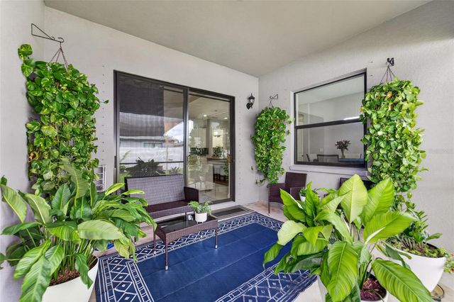 3925 SALIDA DELSOL DRIVE, Sun City Center, FL 33573