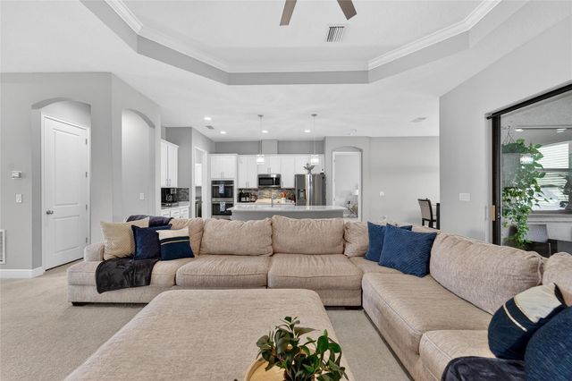 3925 SALIDA DELSOL DRIVE, Sun City Center, FL 33573