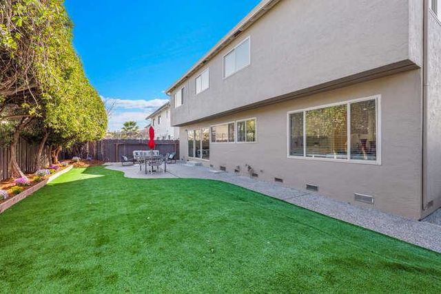 940 Marlin Avenue, Foster City, CA 94404