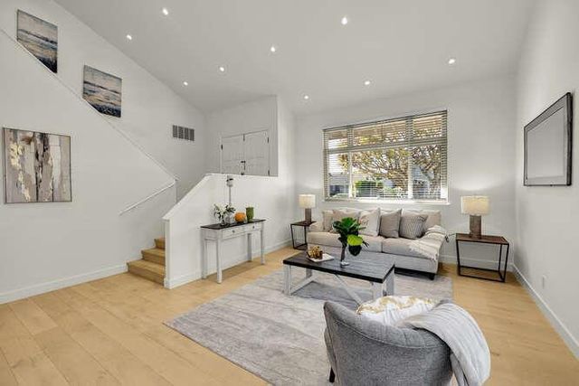 940 Marlin Avenue, Foster City, CA 94404