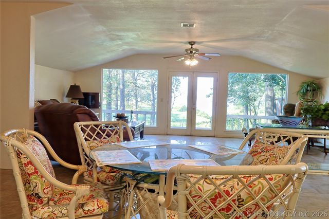 415461 E 1094 Road, Checotah, OK 74426