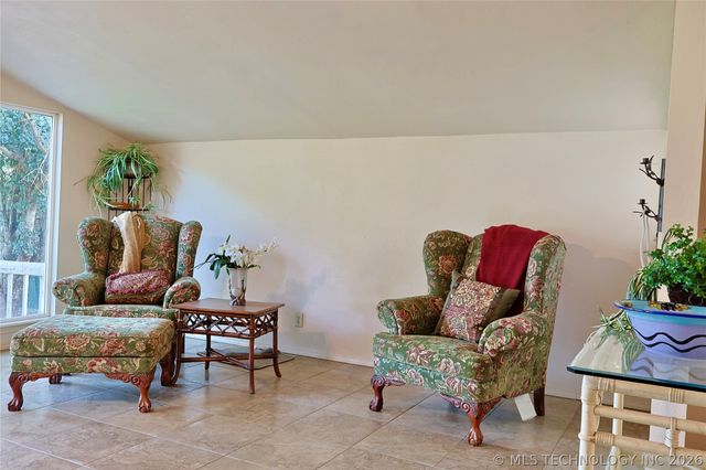 415461 E 1094 Road, Checotah, OK 74426