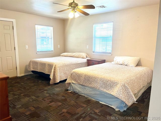 415461 E 1094 Road, Checotah, OK 74426