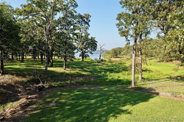 415461 E 1094 Road, Checotah, OK 74426