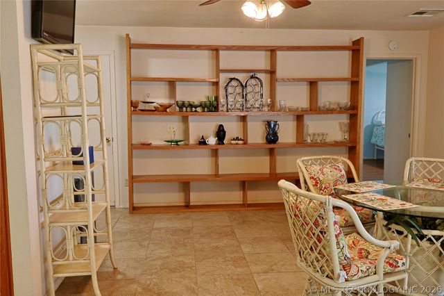 415461 E 1094 Road, Checotah, OK 74426
