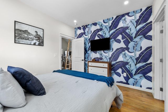 1072 Johnson Road, Gilchrist, TX 77617