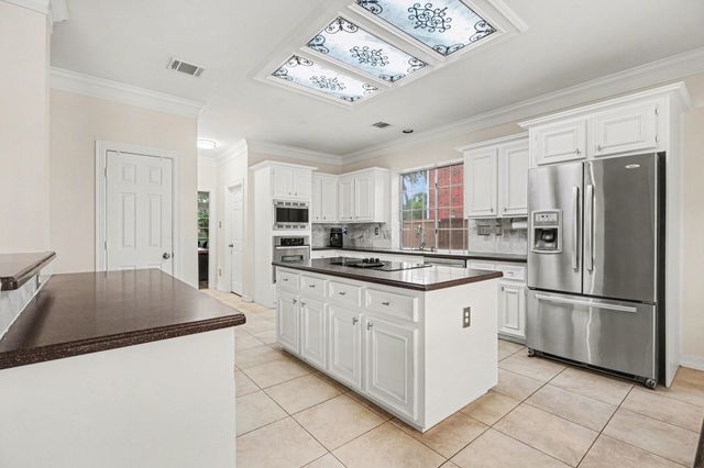 2515 Masters Drive, League City, TX 77573