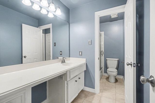 2515 Masters Drive, League City, TX 77573