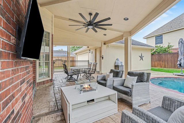 2515 Masters Drive, League City, TX 77573