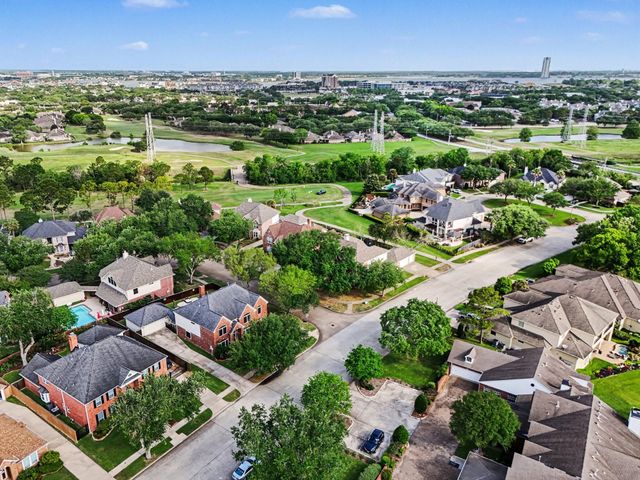 2515 Masters Drive, League City, TX 77573