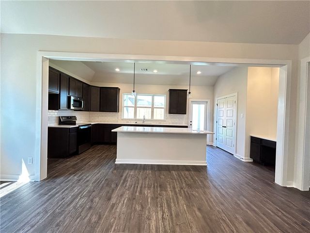 1937 Pinemont View Drive, Bryan, TX 77807