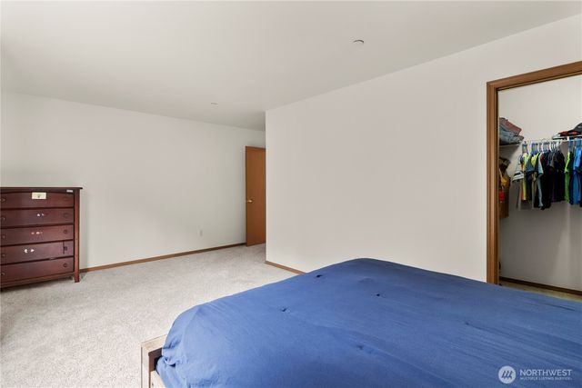 1662 Jensen Avenue, Dupont, WA 98327
