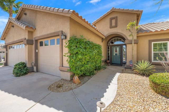 45553 Meadow Lake Drive, Indio, CA 92201