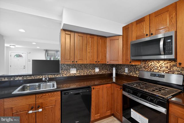 17326 SLIGO LOOP, Dumfries, VA 22026