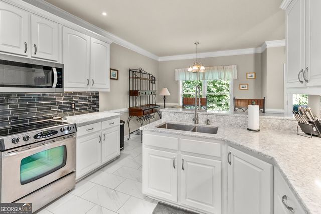 6426 Kettle Creek Way, Flowery Branch, GA 30542