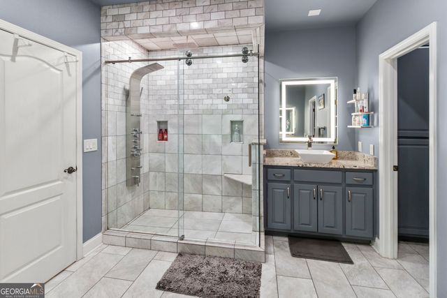 6426 Kettle Creek Way, Flowery Branch, GA 30542