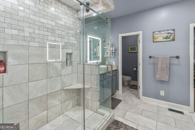 6426 Kettle Creek Way, Flowery Branch, GA 30542