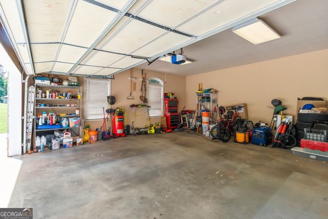 6426 Kettle Creek Way, Flowery Branch, GA 30542