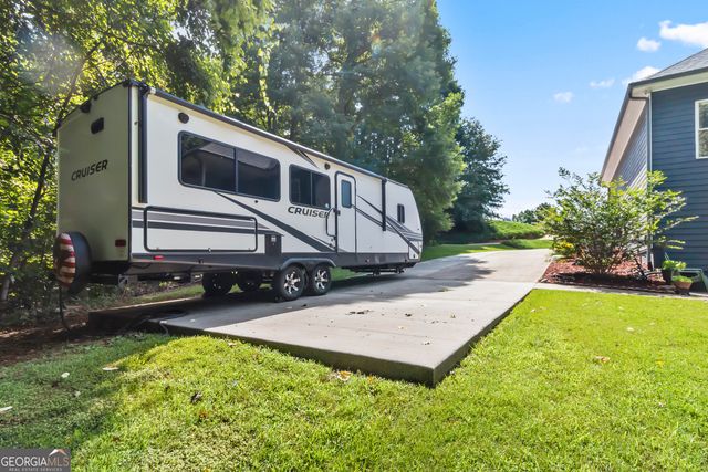 6426 Kettle Creek Way, Flowery Branch, GA 30542