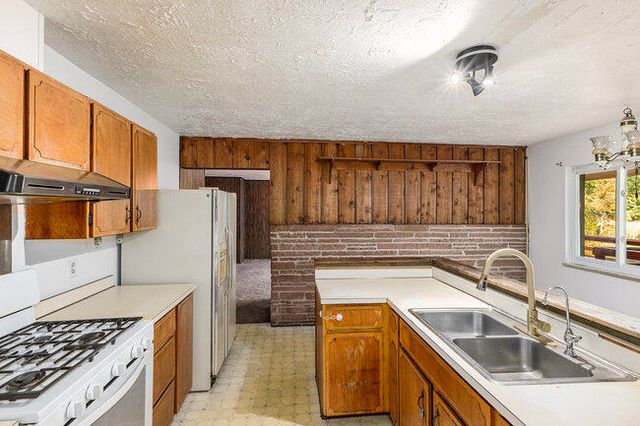 4434 Allison Drive, Leoni Twp, MI 49254