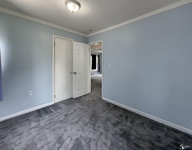 5932 Katherine Street, Taylor, MI 48180