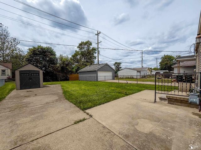 5932 Katherine Street, Taylor, MI 48180