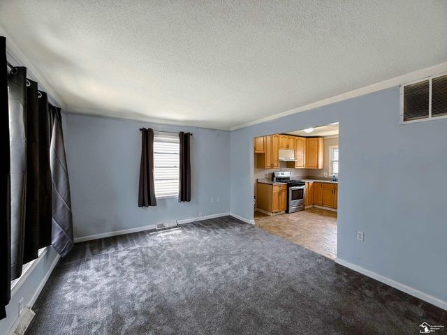 5932 Katherine Street, Taylor, MI 48180