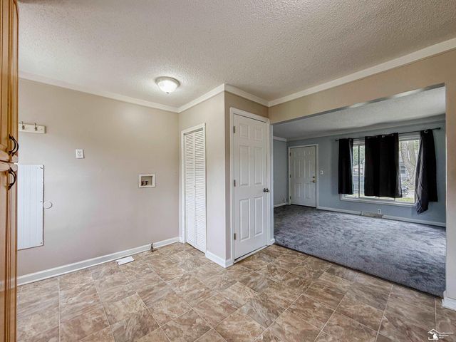 5932 Katherine Street, Taylor, MI 48180