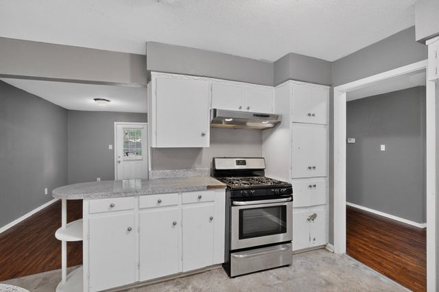 101 Spinner Circle, Desoto, TX 75115