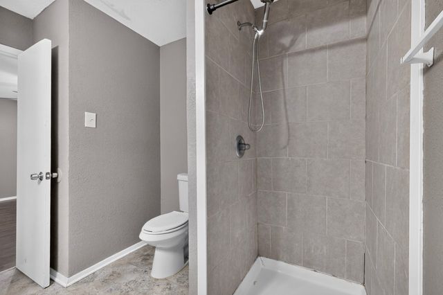101 Spinner Circle, Desoto, TX 75115