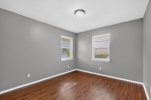 101 Spinner Circle, Desoto, TX 75115