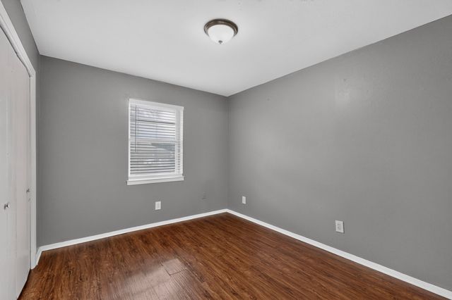 101 Spinner Circle, Desoto, TX 75115
