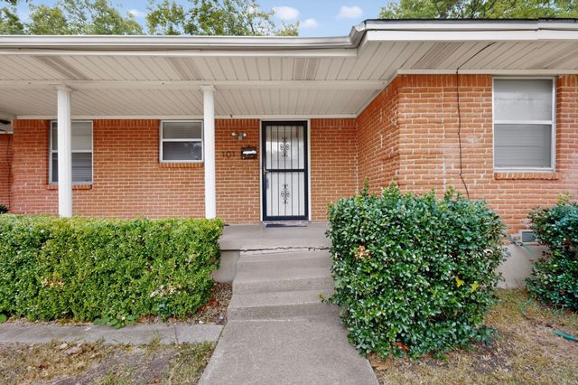 101 Spinner Circle, Desoto, TX 75115